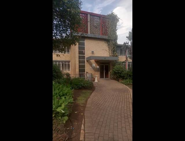 2 BEDROOM APARTMENT FOR SALE IN LORENTZVILLE